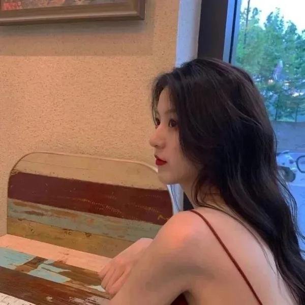 重生后我注销了千万粉丝账号